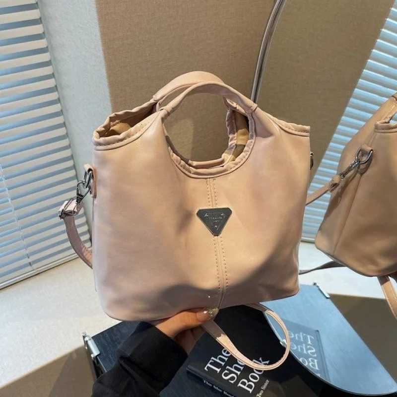 Womens Leather Crossbody Bag Classic Elegant Shoulder Bag Messenger Bag For Ladies Luxury BrandW251111