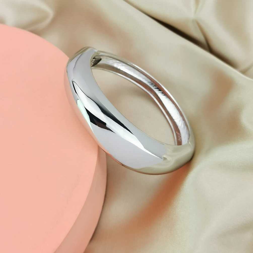 MANILAI Alloy Statement Cuff Bracelet Bangle For Women Chunky Big Bracelets Gold Color Manchette Fashion Jewelry AccessoriesC250411