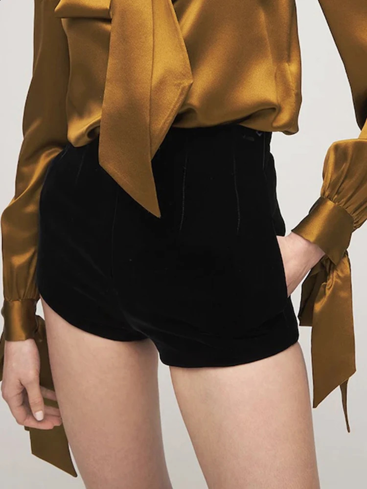 VGH Solid Minimalist Shorts For Women High Waist Spliced Zipper Temperament Slimming Short Pants Female Fashion Clothing Style 250409