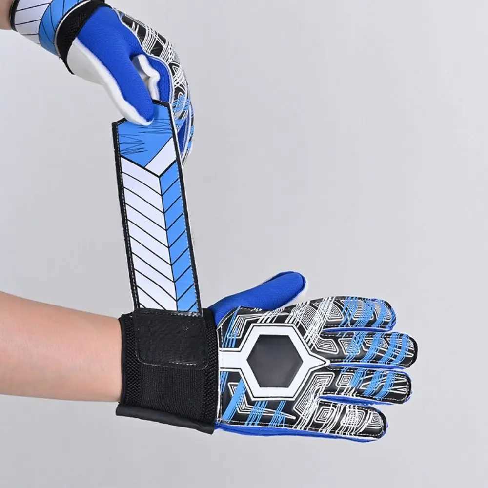 Finger Protection Goalkeeper Gloves Wear-Resistant Durable Latex Soccer Gloves Non-Slip Handguard Sports Gloves OutdoorW251112
