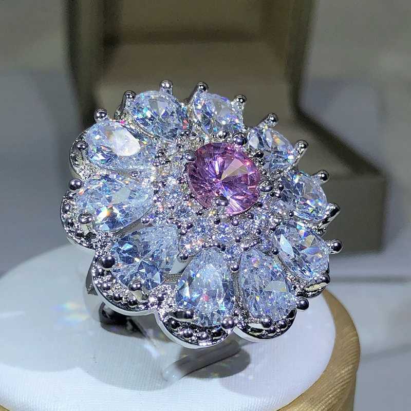 925 Silver Tren Luxury Jewelry Ladies Shiny White Zirconia Crystal Flower Female Ring for Women Party WeddingXJ250514