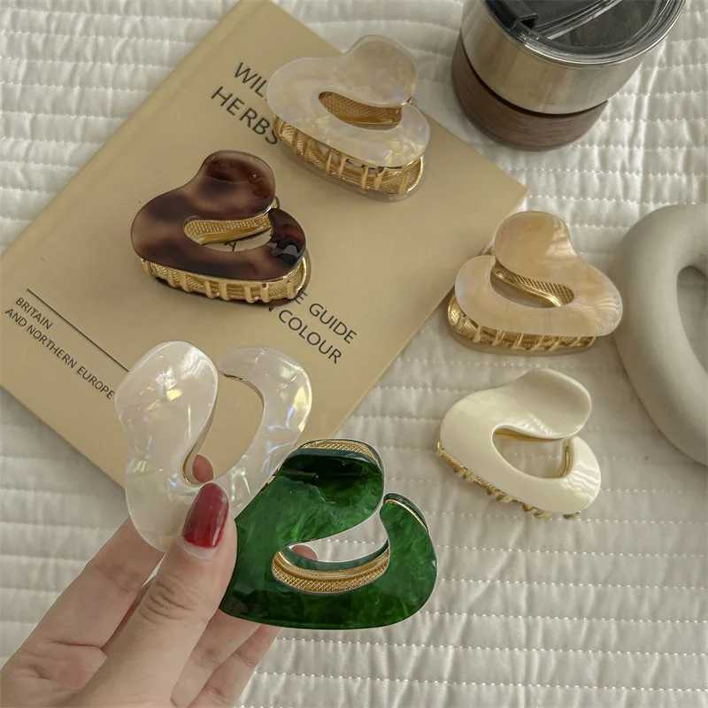 Irregular shaped acetic acid claw clip suitable for women with hair tied to the back of the head Y2504012