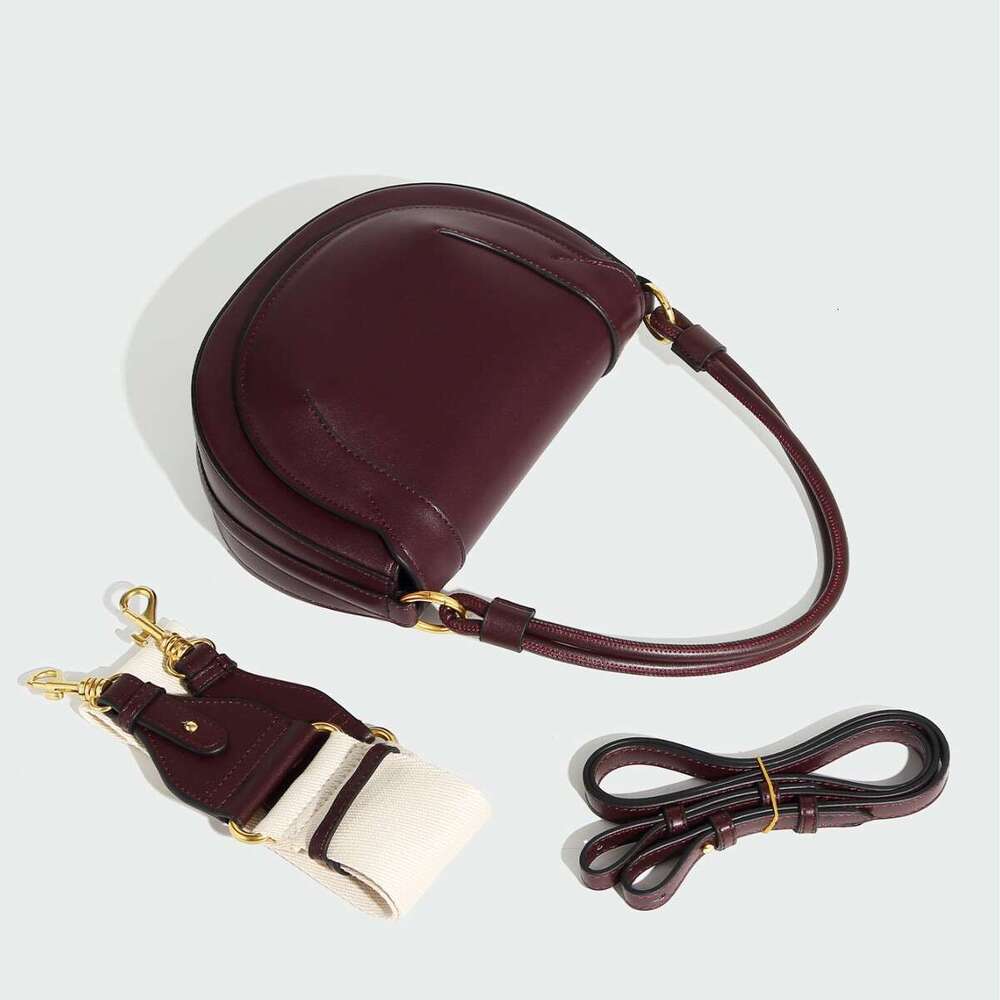 Spring New Product: Women's Wine Red Saddle Bag, Color Contrasting Thread Cutting Decoration, Handheld Single Cross Shoulder Flip Hard Bag