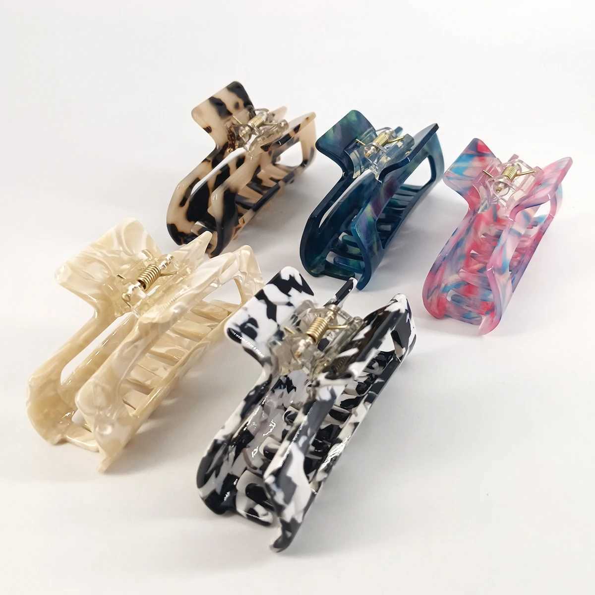 Fashion leopard print hair clip geometric hair clip grip design clip suitable for girls hair clip accessories Y2504012