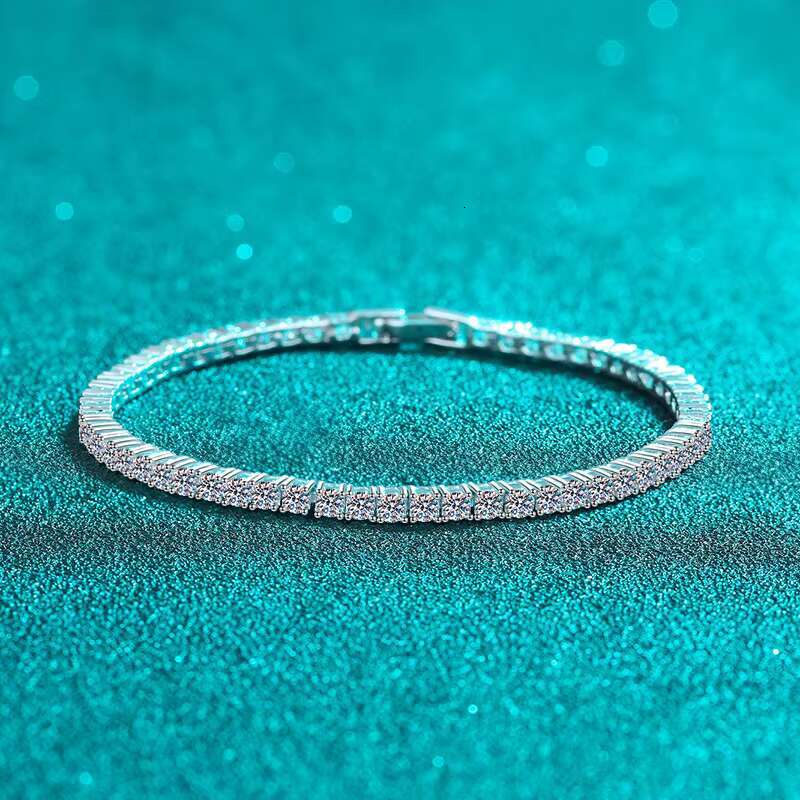 Hot Selling 925 Silver Moissanite Bracelet Fashionable Rhodium Plated Ice Crystal Bangle