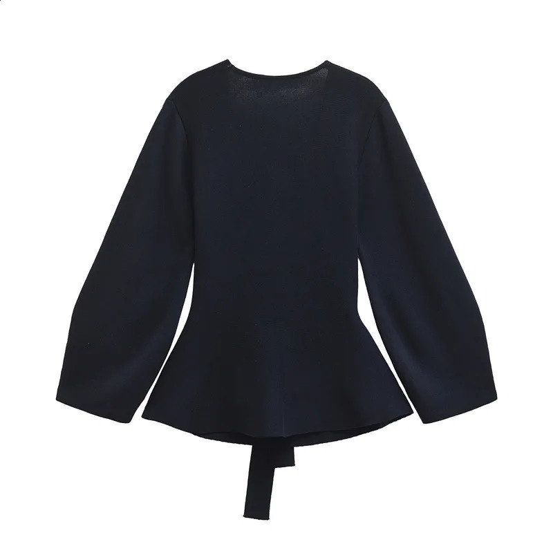 SpringAutumn 2025 Womens Coat Fashion Shoulder Pad with Knitted Jacket Retro Vneck Long Sleeve Versatile Set 250407