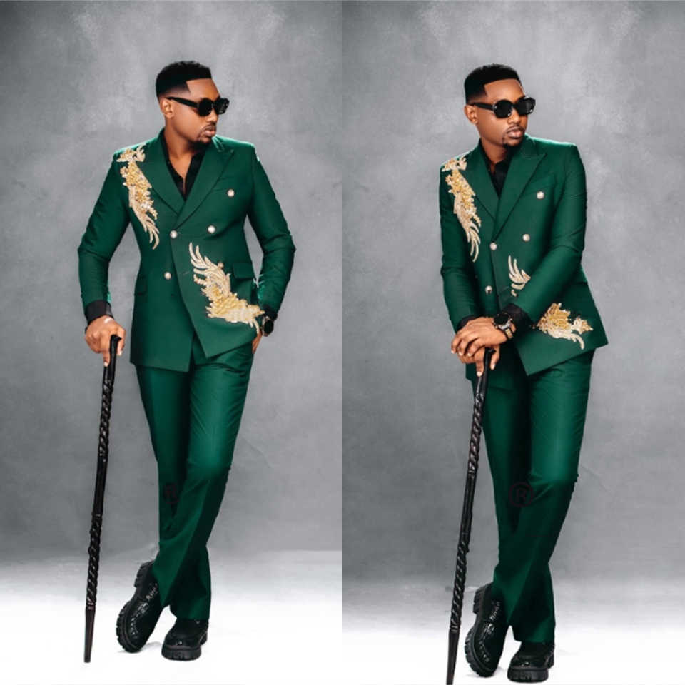 Handsome Appliques Wedding Tuxedos 2 Piece Set Jacket Pants Double Breasted Men Suit Classic Fit Evening Suits Customized