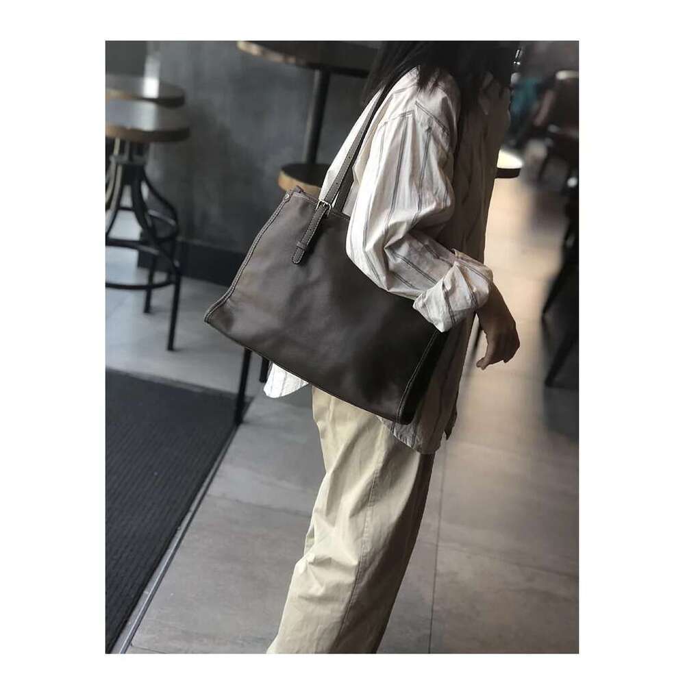 Genuine Leather Tote Bag Women Autumn Winter 2025 New Fashion Large Capacity Commuter Real Cowhide Shoulder Bags