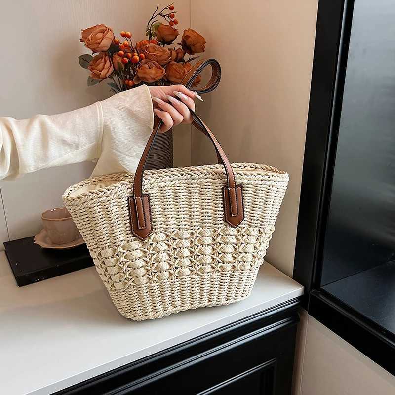 Summer womens Str shoulder bag Rattan womens top handbag hollow Raffia het beach bag casual handbagXJ250412