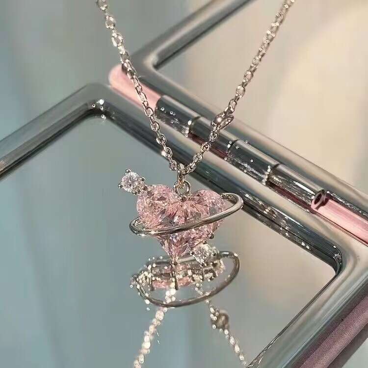 Hot selg birthday Kitty necklace, women's sweet and cute pendant, collarbone chain, give it to your best friend, go with you