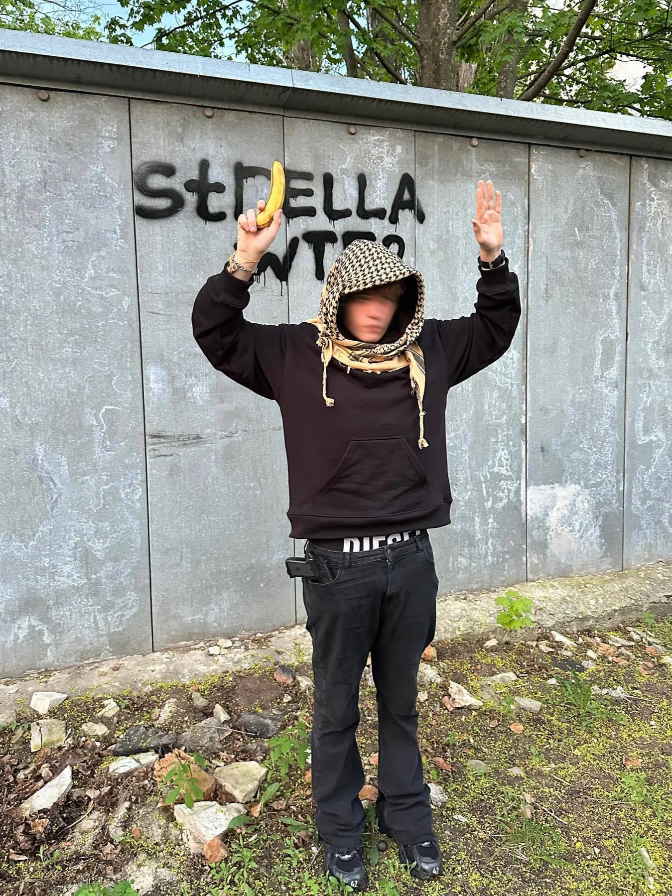 Y2k Retro Style Personalized Headscarf Windproof Hooded Sweatshirt Men and Women Fashionable Street Pullover Sweatshirt 251107