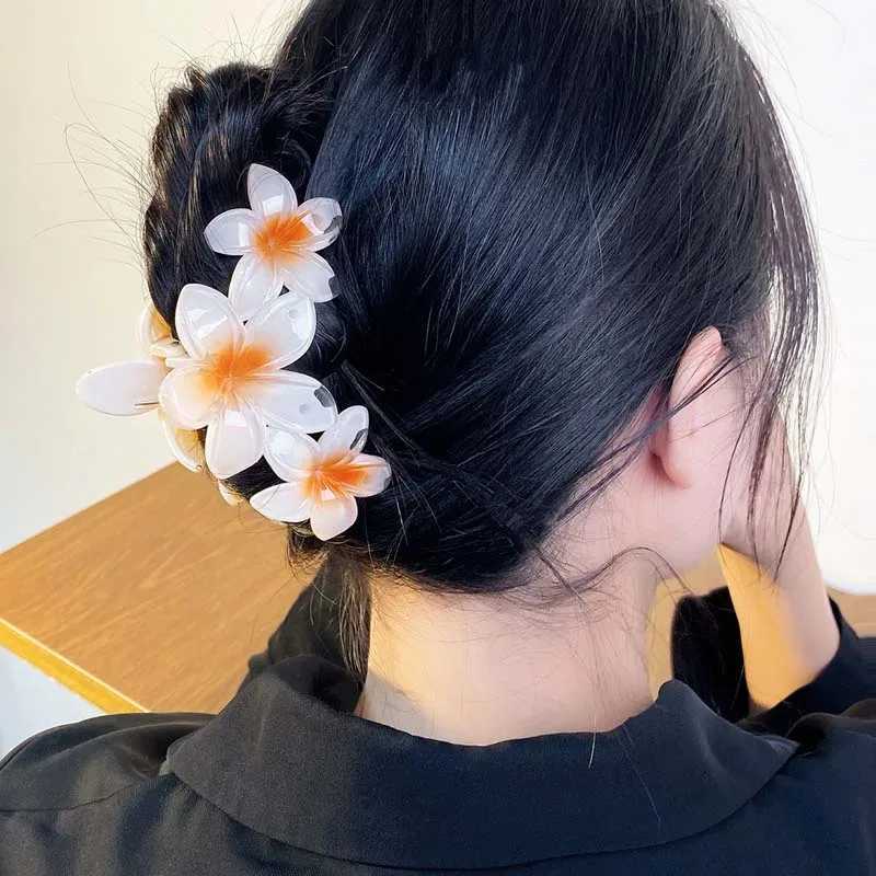 New Candy Colors Womens Claw Clip Sweet Large Gradient Shark Clip Hair Claw Crab Clip Hair Accessories Y2504012