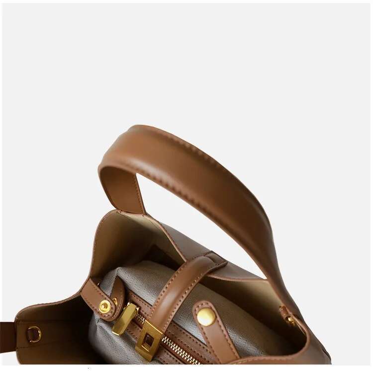 Vegetable Basket Genuine Leather Wing High-End Texture Portable Shoulder Crossbody Tote Bag For Women Woman Bags 2025