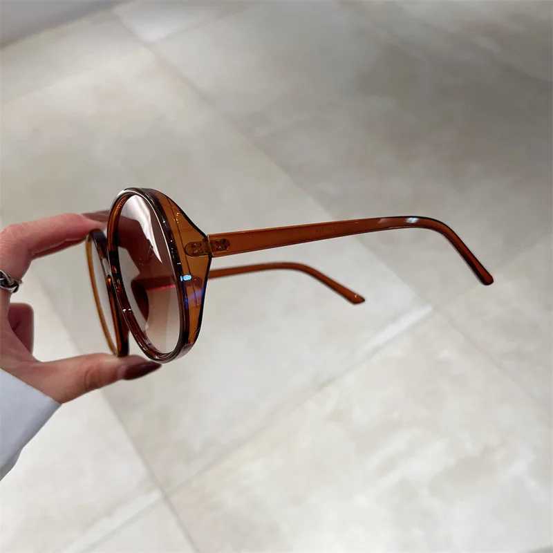 Luxury Brand Designer Round Sunglasses Women For Men 2023 Vintage Fashion Sun Glasses Trendy Punk Oversized Big Frame ShadesC250411