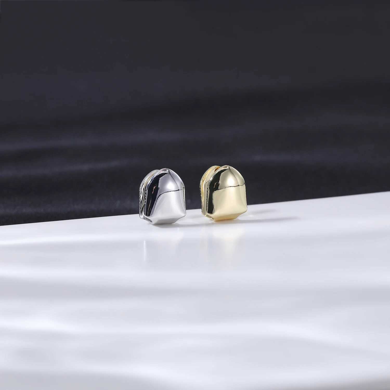 ZS hip-hop rapper dental Grilz 18K gold-plated cross Grilz zircon dental clip jewelry high polished dental cap top and bottom W250412