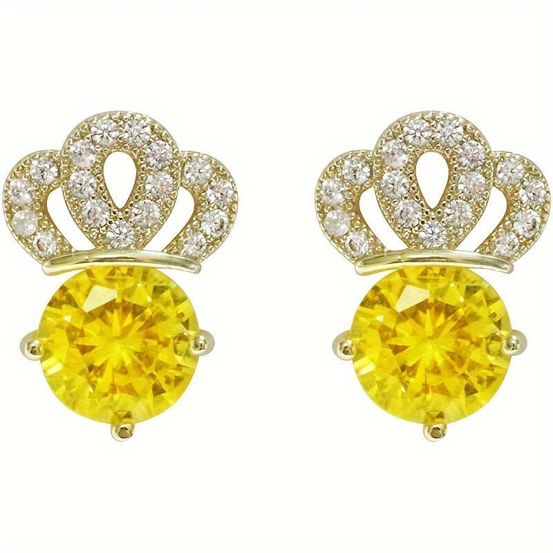 Star K 10k Gold Round 7mm Screw Back Stud Earrings Crown Top with Embellishment Stone