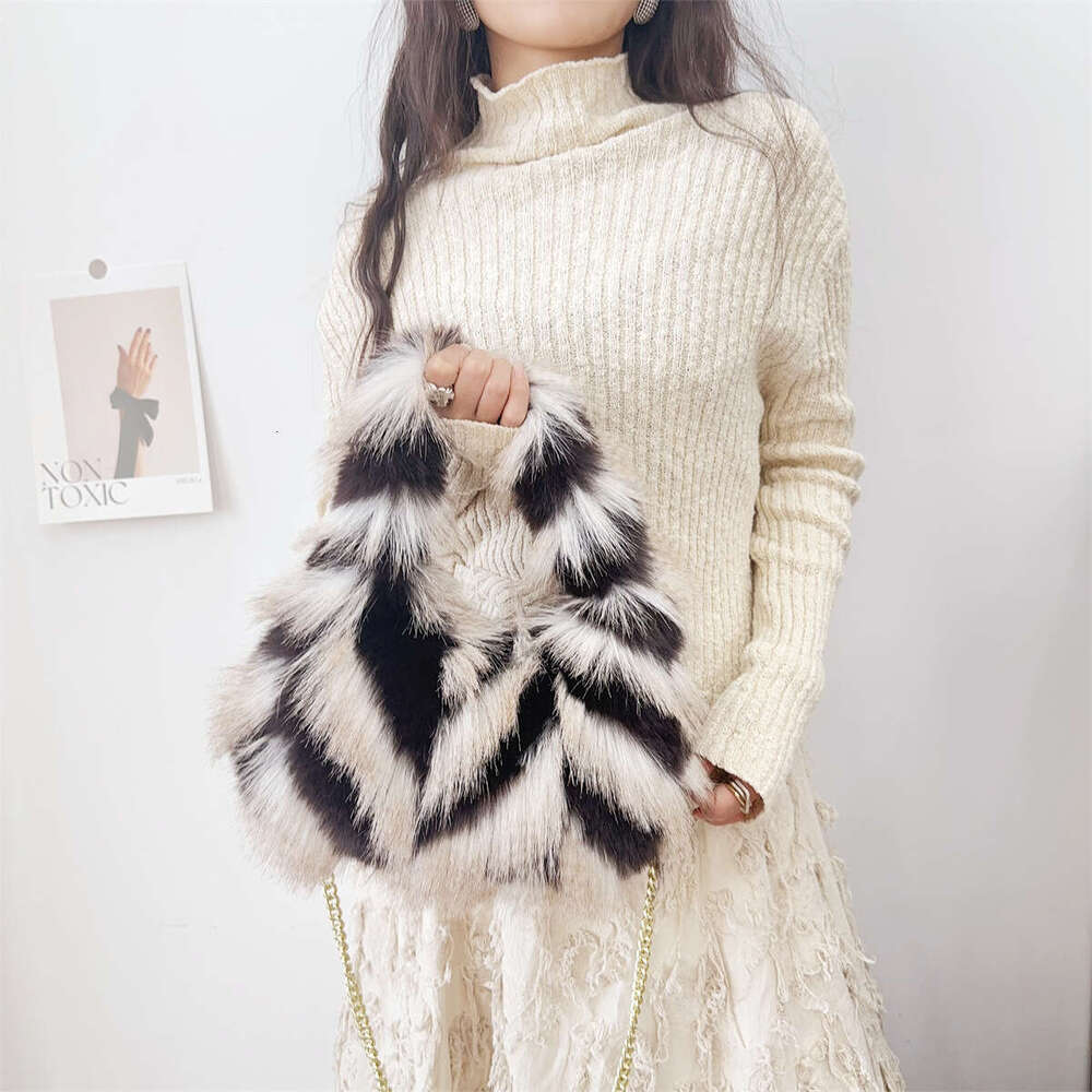 New Autumn Winter European American Big Brand Blogger Same Style Imitation Fox Fur Jacquard Texture Handbag Crossbody Bag