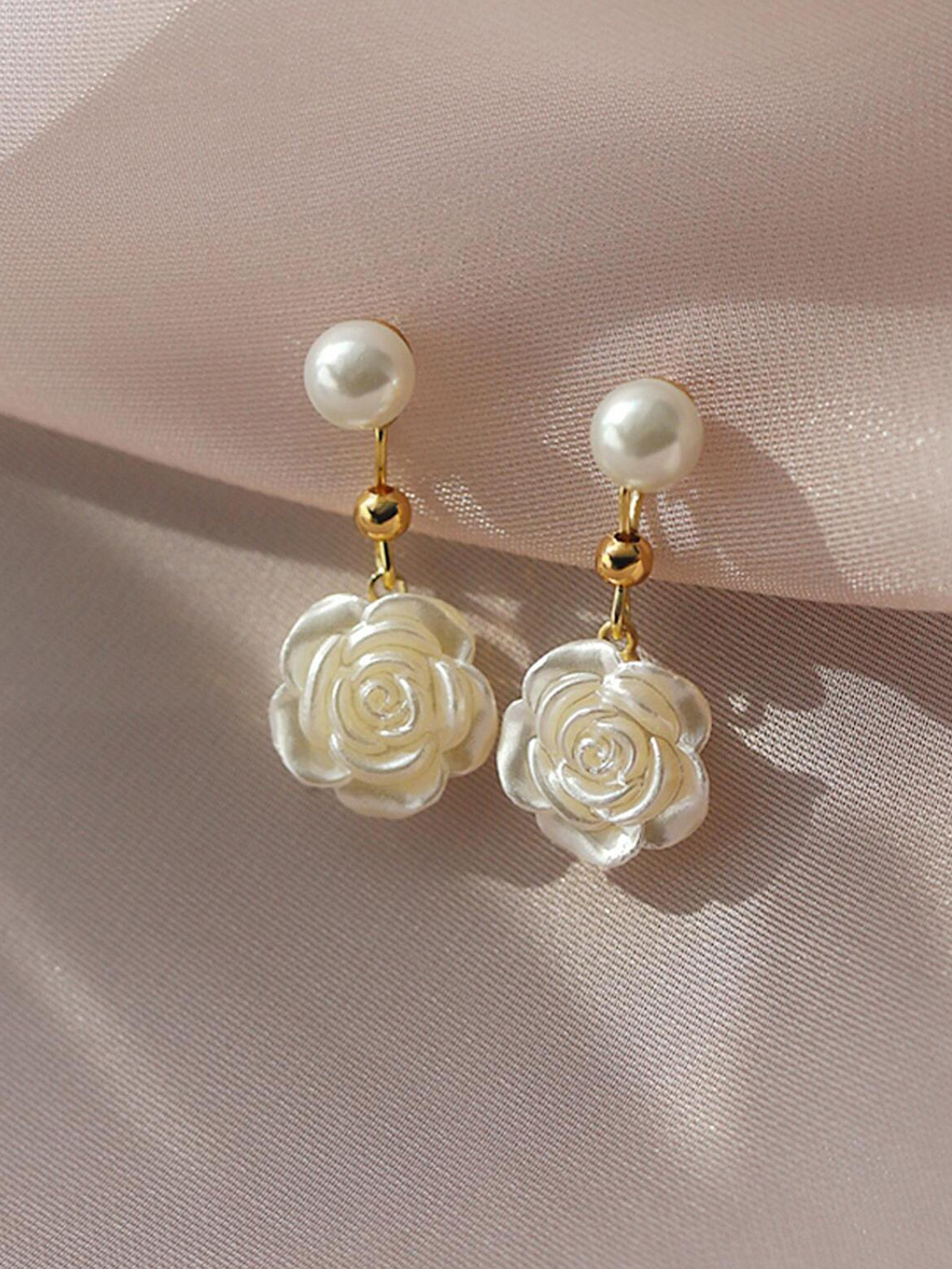 Ladies' earrings pearl rose flower earrings