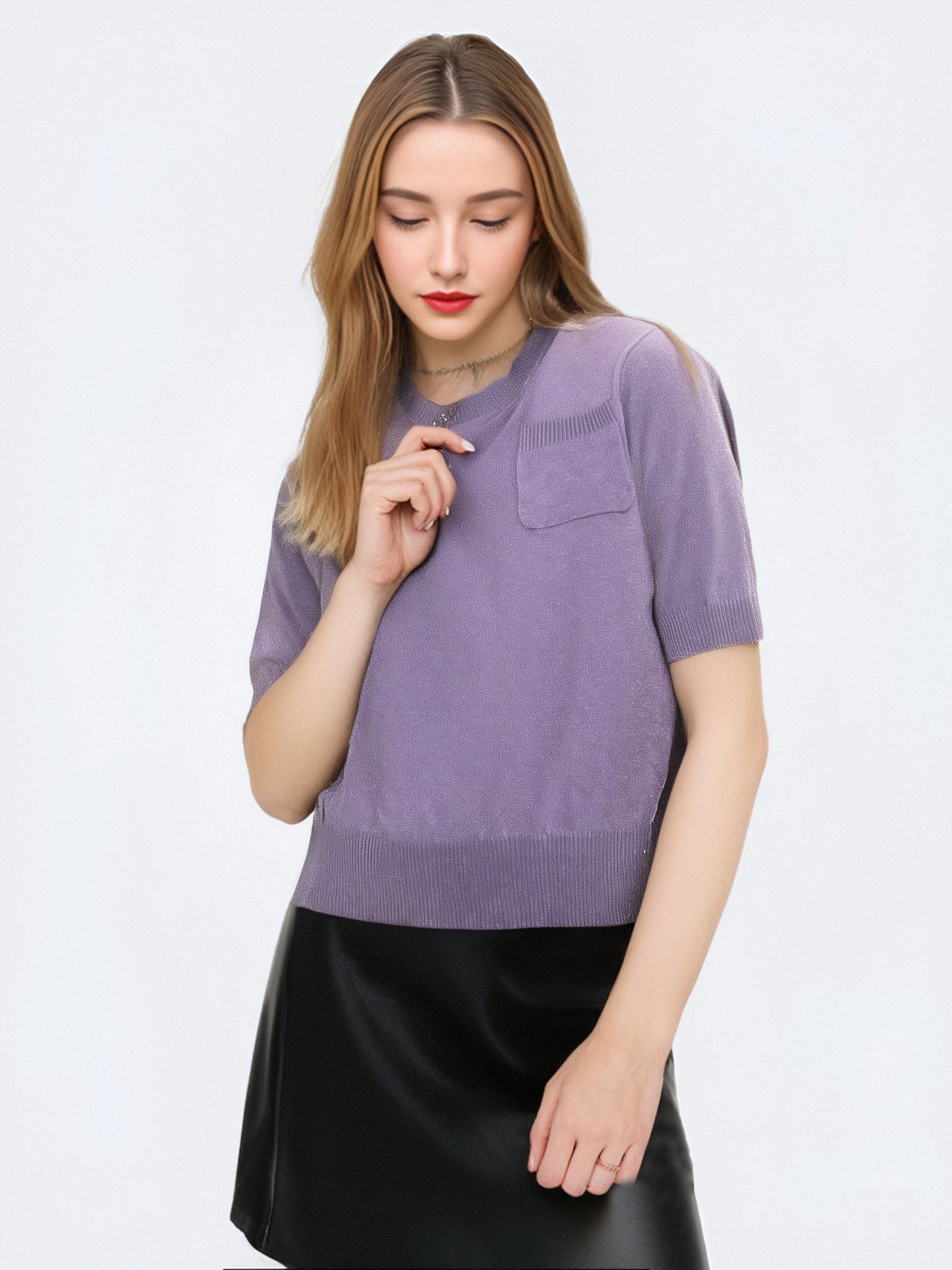 Stylish Women's Round Collar Shirts Versatile Design Ideal for Any Occasion