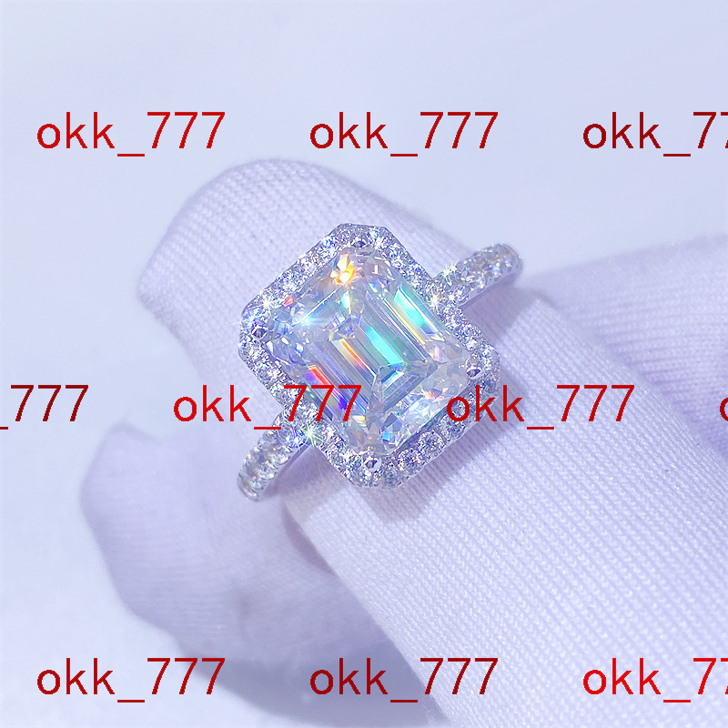 Manufacturers Customize Wholesale 14K 18K Moissanite Rings