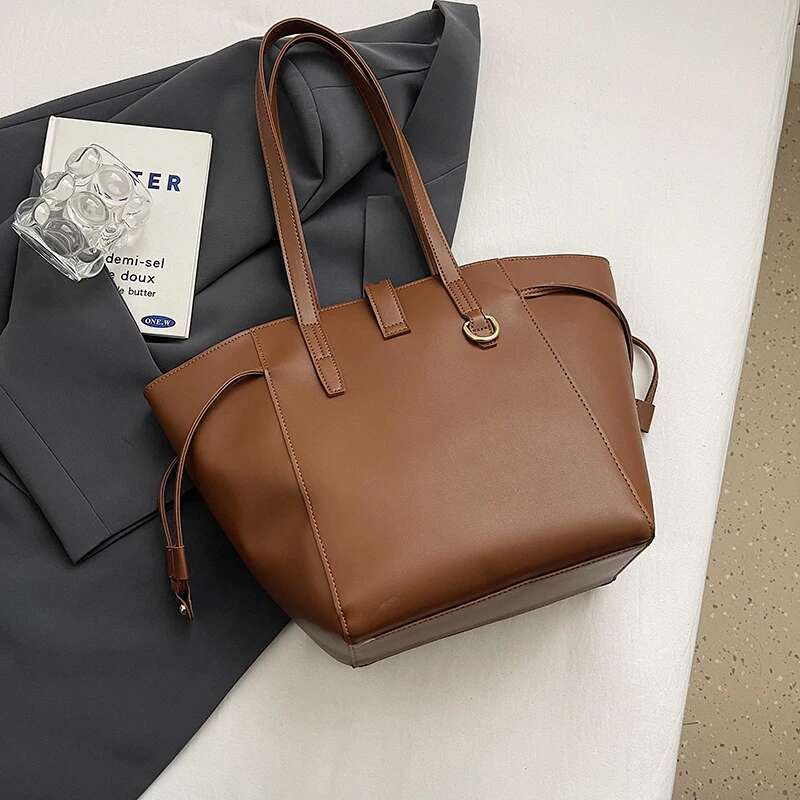 Fashion Trend Retro Leather Hand-Held Single Shoulder High Capacity Tote Bucket Ladies Bag