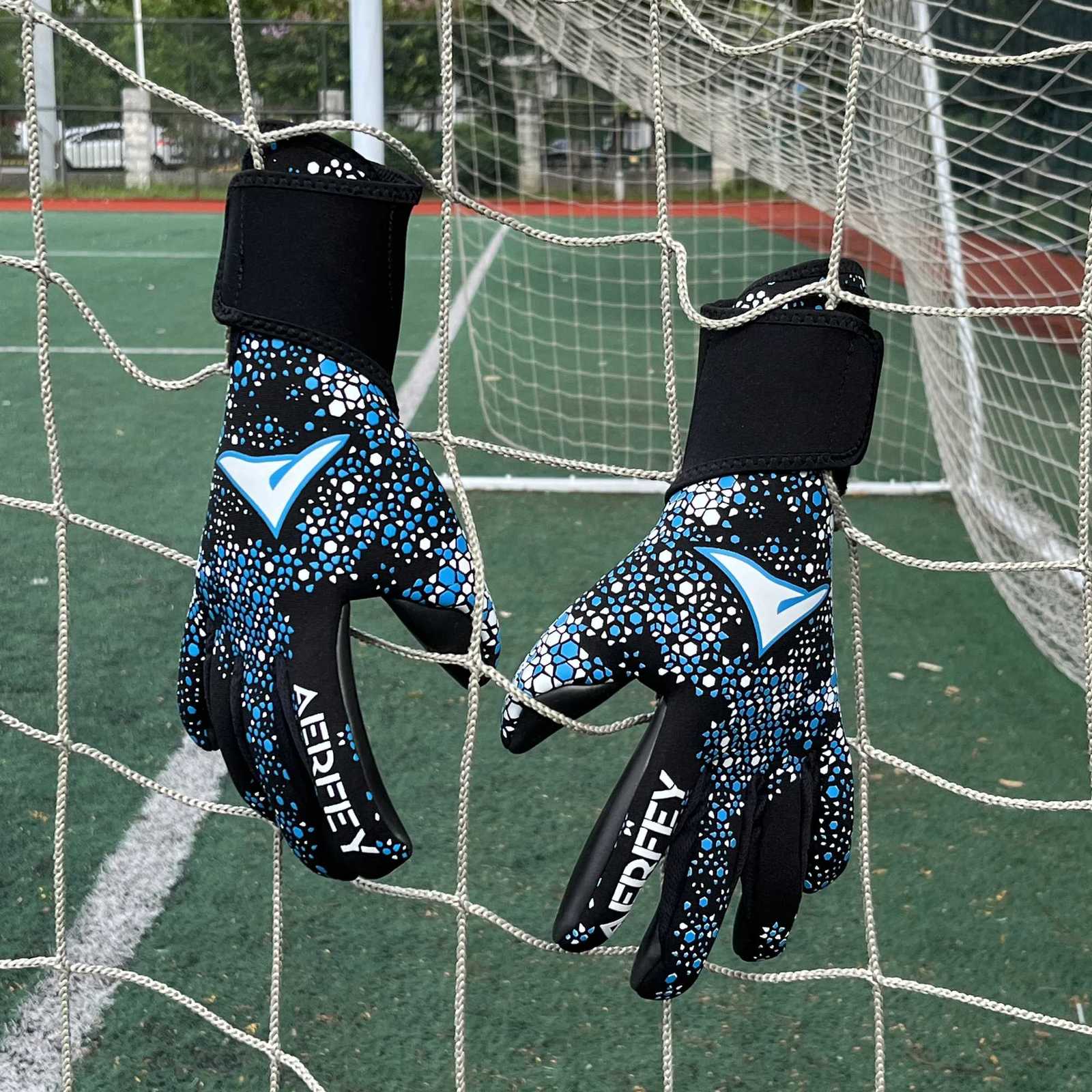 AERFEY Football Soccer Goalkeeper Gloves Thicken Latex without Fingersave Non-slipand Wear-ResistantW251112