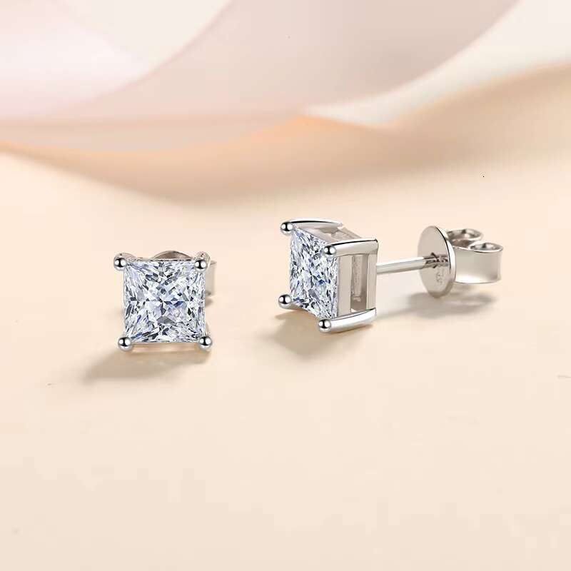 Jewelry Accessories Wholesale Dropshipping Ready to Ship Square Canary VVS Moissanite 4mm Earrings for Women or Man