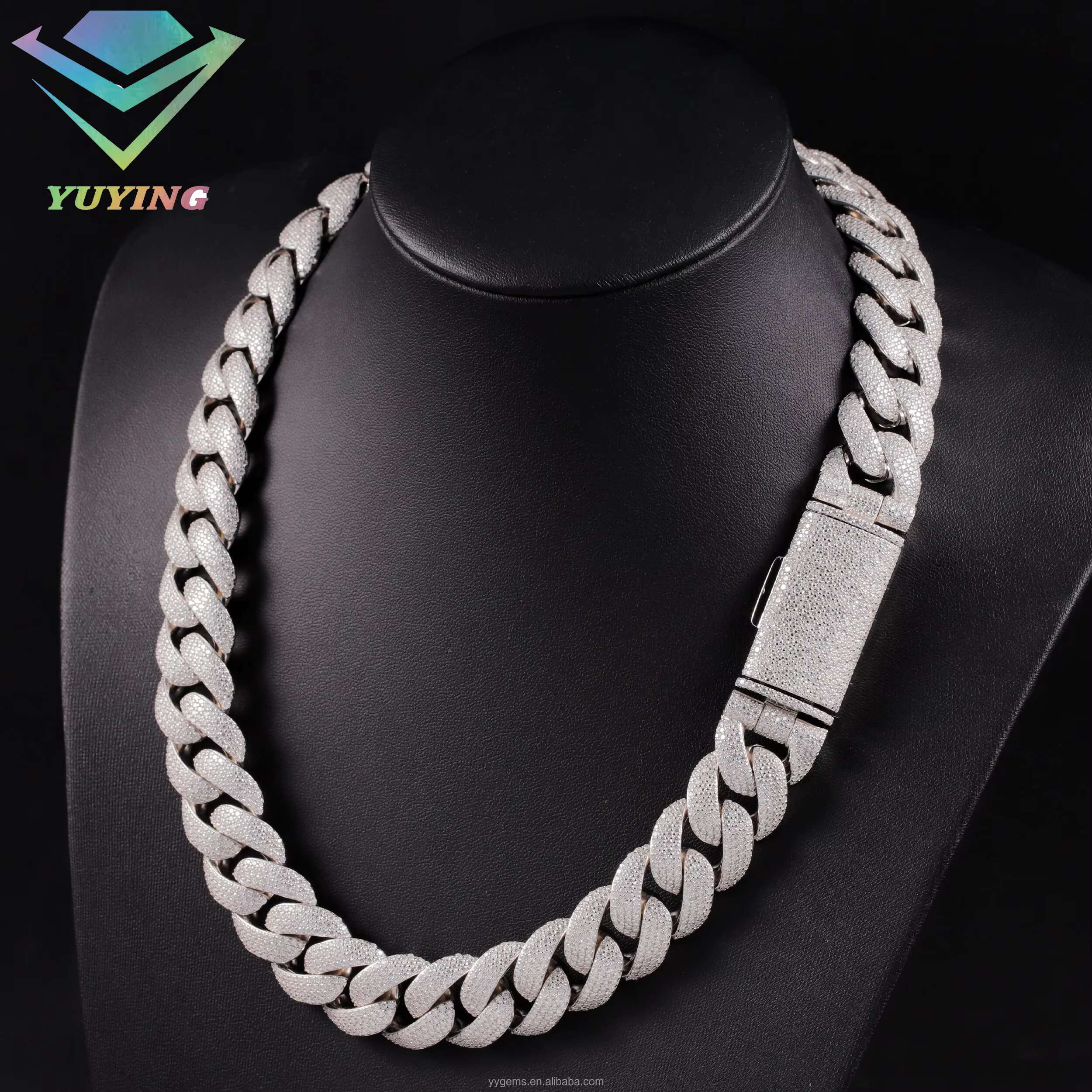 Yu Ying Hot Sale Full Iced Out Moissanite Heavy Chain 17MM 20MM 22MM Wide S925 Solid Gold Plated Cuban Link Chain Necklace
