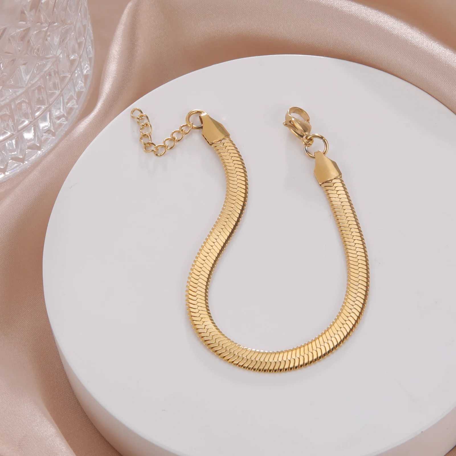 Skyrim Trendy Classic Snake Chain Bracelet Gold Color Width 2/3/4/5MM Stainless Steel Chain Bracelets For Women Men JewelryC250411