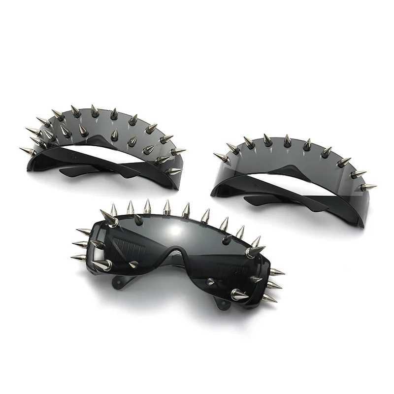 Steampunk Y2K Big Frame Nail Rivet Sunglasses Women For Men Vintage Punk Luxury Brand Designer Sun Glasses Trend One Piece ShadeC250411