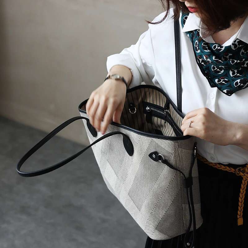 Women's Fashion Shoulder Bag Designer Handbag Large Capacity Canvas With Genuine Leather Tote For Shopping,Commuting,Work