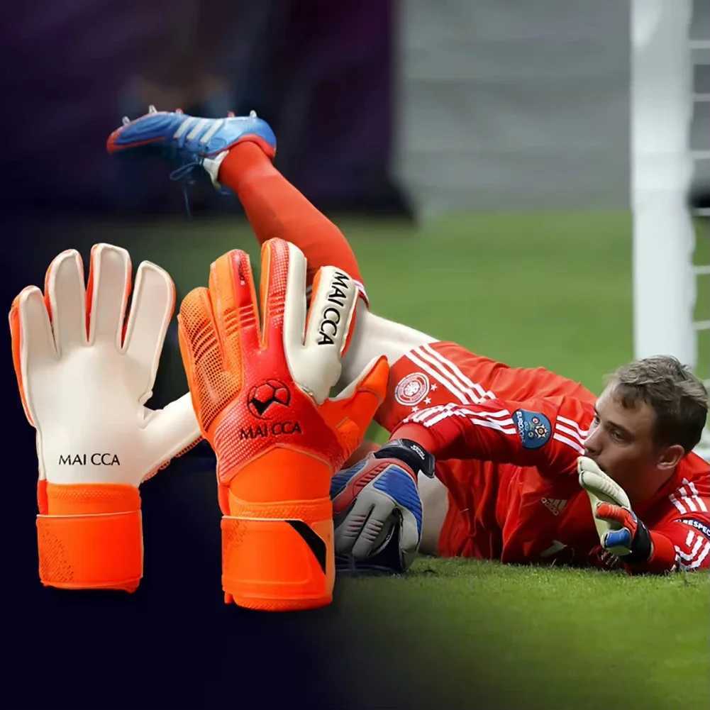 Football goalkeeper Glvoes latex finger protection childrens football goalkeeper gloves with finger protection new direct transportXJ250412