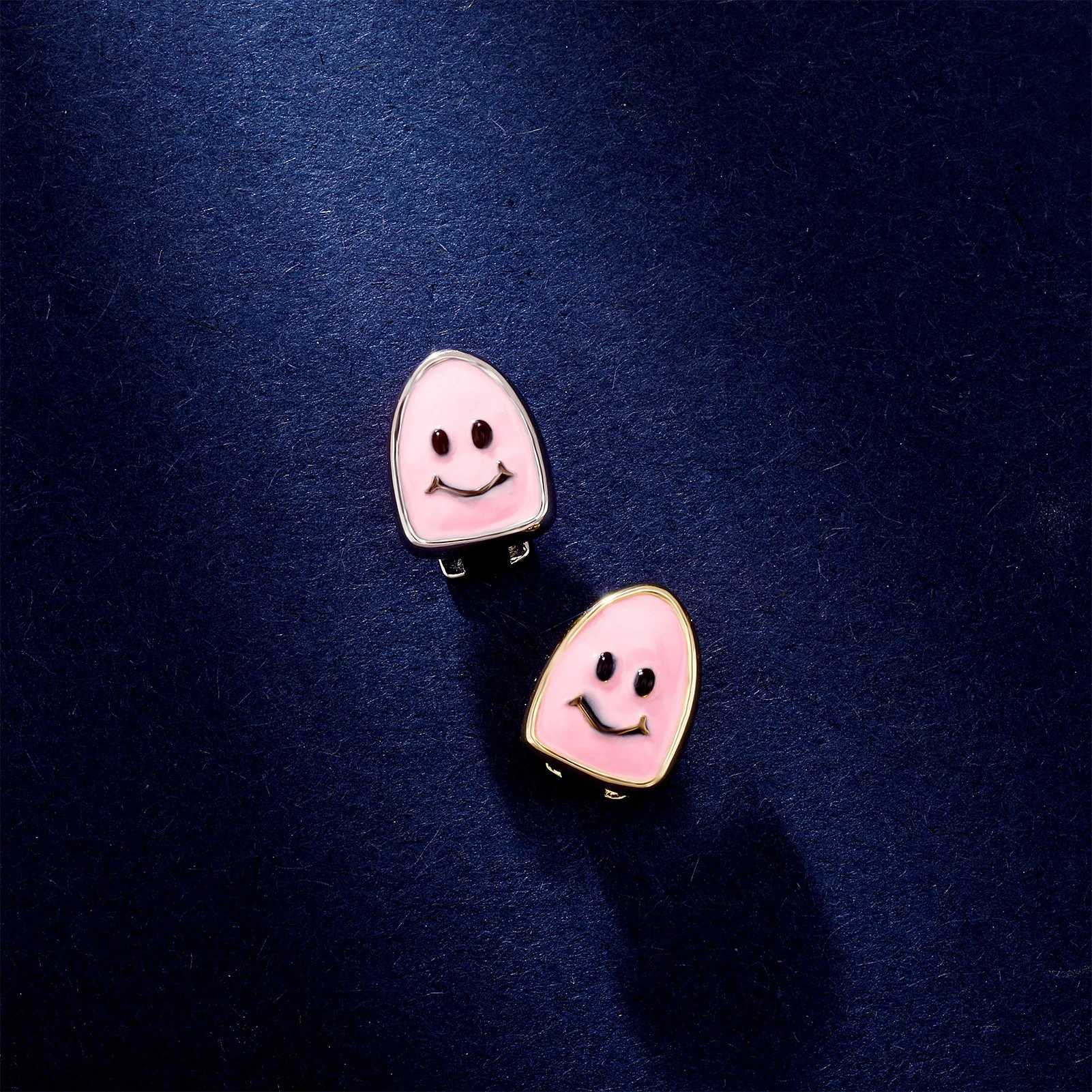 Single smiling face cute oil dripping tooth set gold-plated version suitable for male and female rap streets W250412