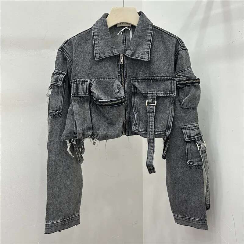 DEAT Women's Denim Jackets Multiple Pockets Burrs Edge Female High Waist Short Cargo Coat 2025 Summer New Fashion 29A1101