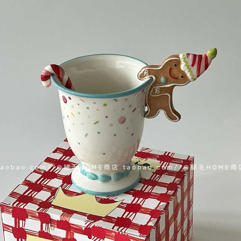 Christmas Cute Three-Dimensional Gingerbread Man Ceramic Mug With Spoon Creative Christmas Water Cup Gift Niche Breakfast Coffee Cup Y251112