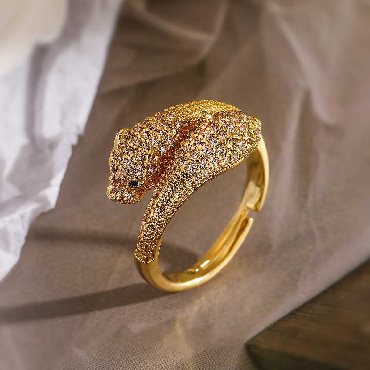 Mafia high-quality classic design gold-plated animal leopard copper ring exquisite cubic zirconia hip-hop ring party jewelry giftXJ250412
