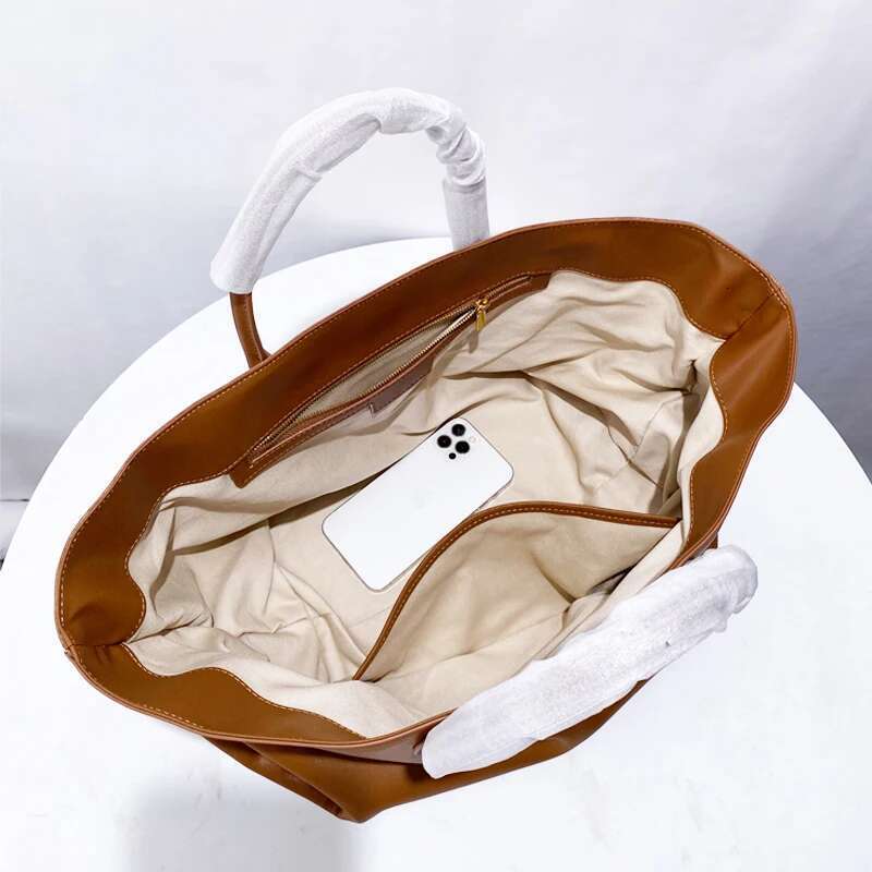 Genuine Leather Large Capacity Big Bags For Women Designer Handbag And Purses 2024 New In Vintage Cowhide Commuting Tote