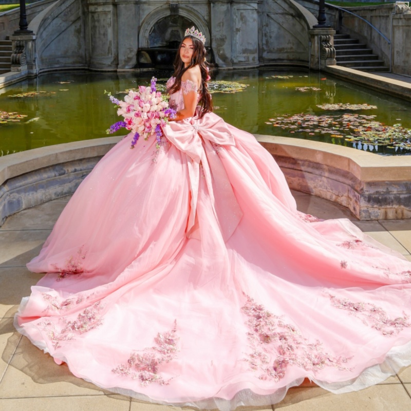 Pink Quinceanera Dresses Off Shoulder Ball Gown Sweet 16 Dress Applique Lace Bow Beads Tull Corset Birthday Party Vestidos 15 De Anos