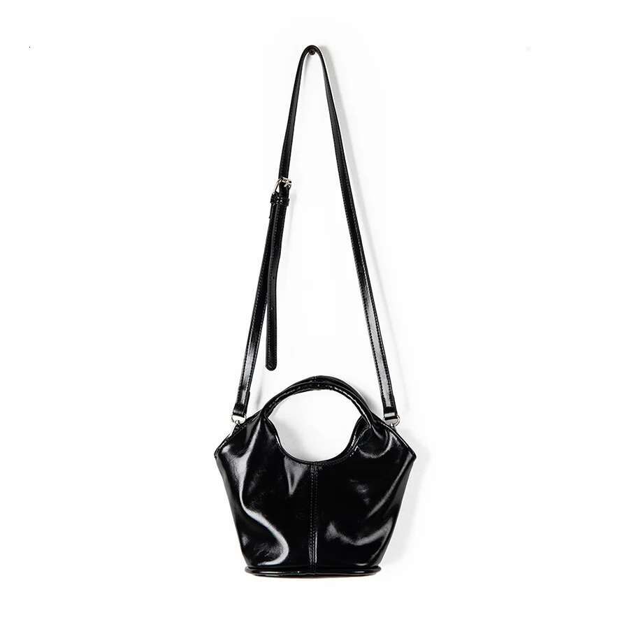 Fashion Basket Tote Black Women's Handbags Retro Commuter Shoulder Crossbody Pu Leather Fan-Shaped Bucket Bag Sac A Main