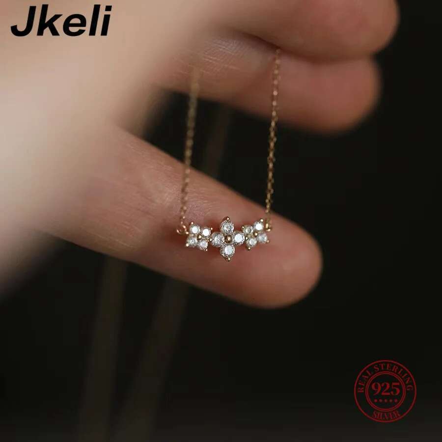 Jkeli Sterg Sier Romantic Three Four Petals wer Clavicle Necklace for Women Exquisite Charms Party Wedding Jewelry