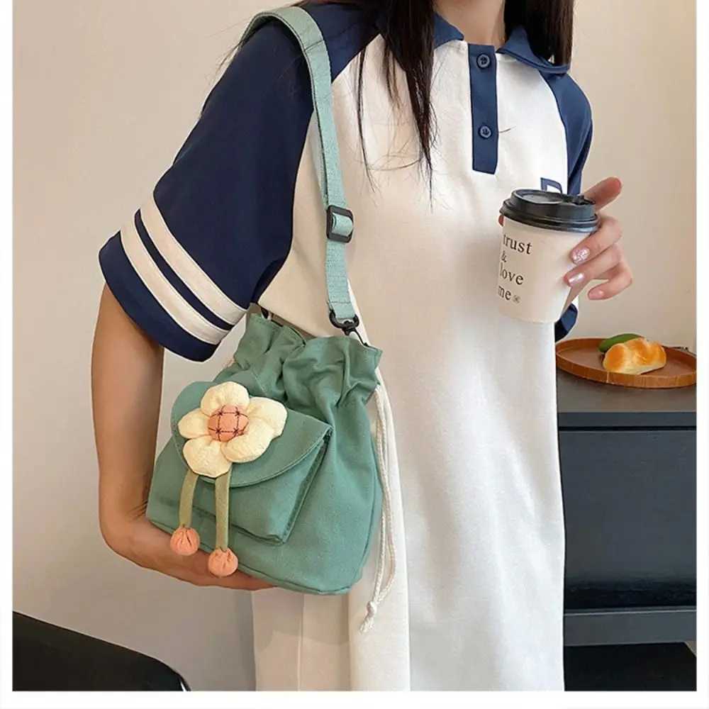 Canvas+Polyester Canvas Bucket Bag Drstring Bucket Flower Versatile Armpit Bag Japanese Style Drstring Shoulder BagXJ250412