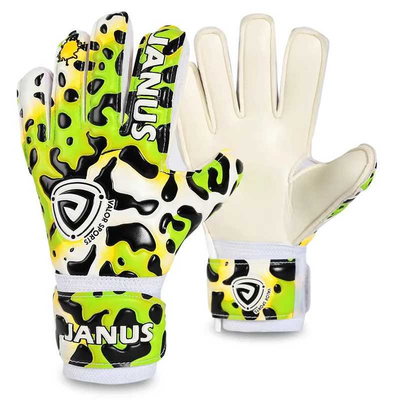 New style childrens finger protection football gloves professional childrens leopard football goalkeeperXJ250412