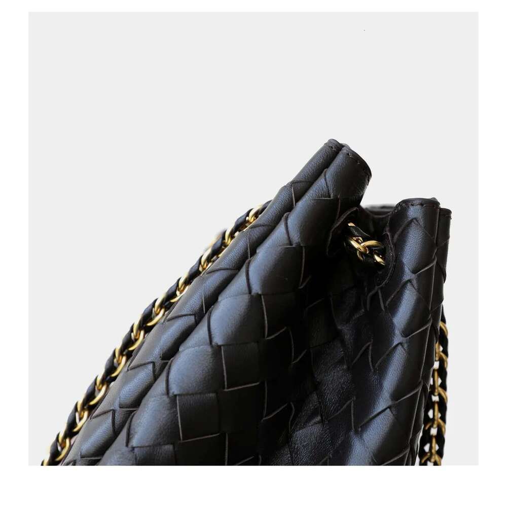 Sheepskin Hand-Woven Chain Shoulder Crossbody Bucket Genuine Leather Women's Bag