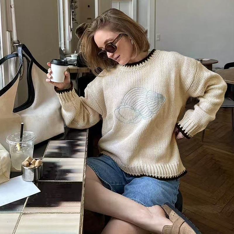 Women's color clashing texture embroidery pattern pullover sweater round neck long sleeve clashing fall and winter fashion top hot women's c