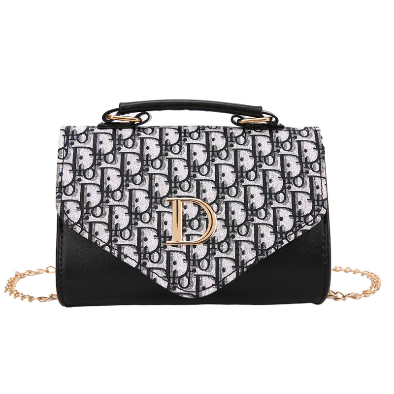 Fashionable leisure cross body bag single shoulder bag all-match chain, Korean version small square bag women's bag new style