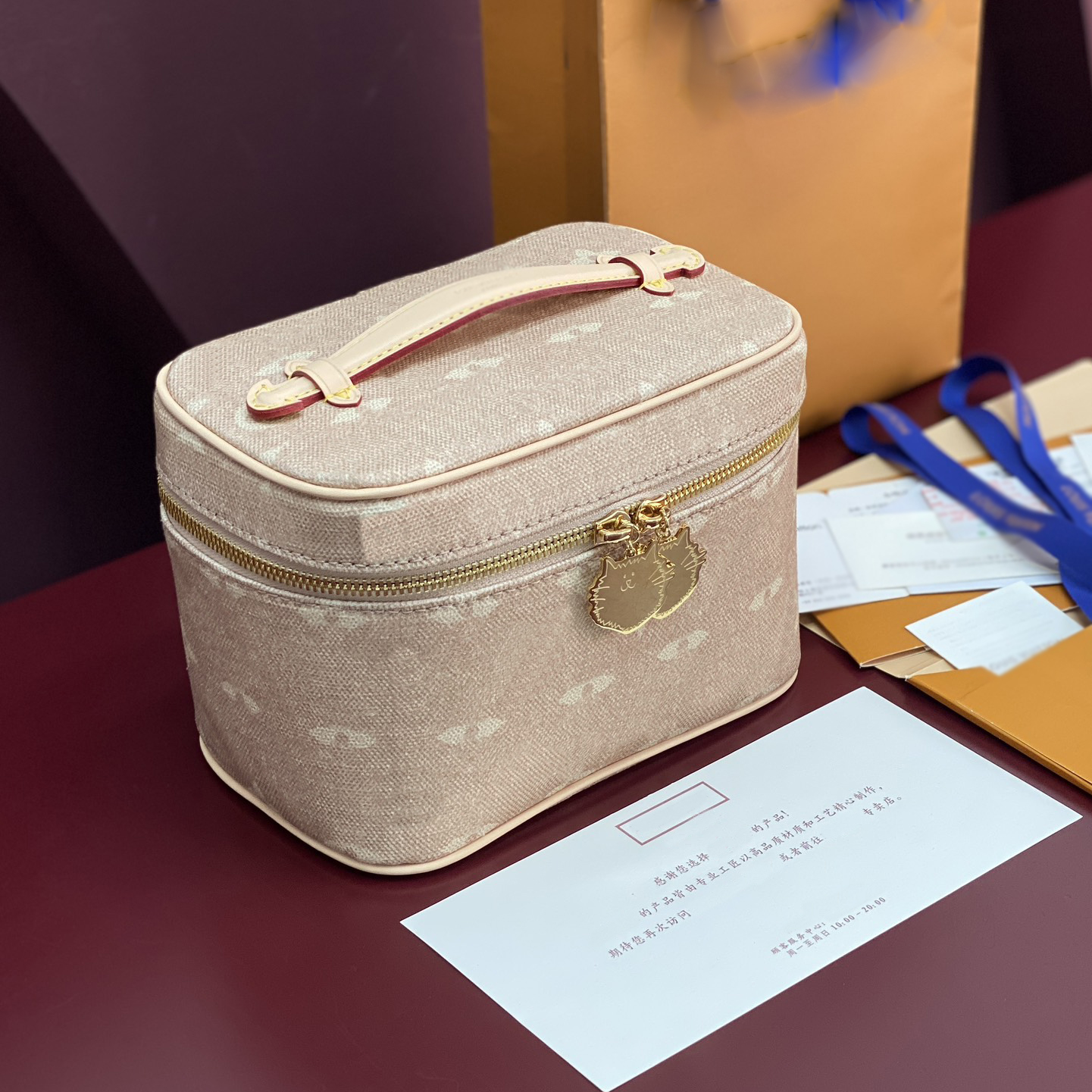 M15170 Nice Cosmetic Cases Women Leather Luxurys Designers Bags Totes Handbag Wallets Messenger Purse Card Holder pouch Travel outdoors Messenger Bag 20cm