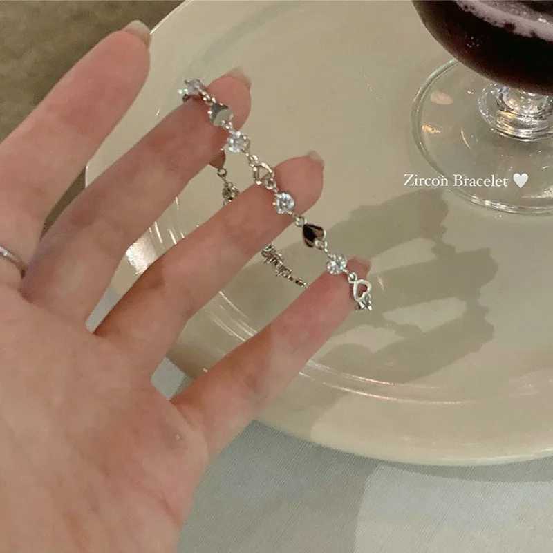 Korean Fashion Zircon Heart Link Ins Bracelet for Women Sweet Girls Hollow Out Y2K Butterfly Chain Bracelet Party Jewelry GiftsC250411