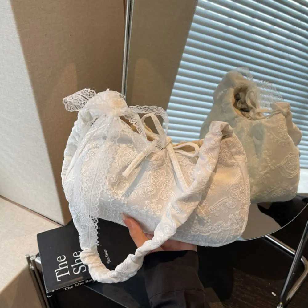 Big Pouch Tote Bag Lace Shoulder Bag With Ribbon Pleated Strap Simple Canvas Handbag Kawaii Simple Large Capacity Bag TravelT2511112