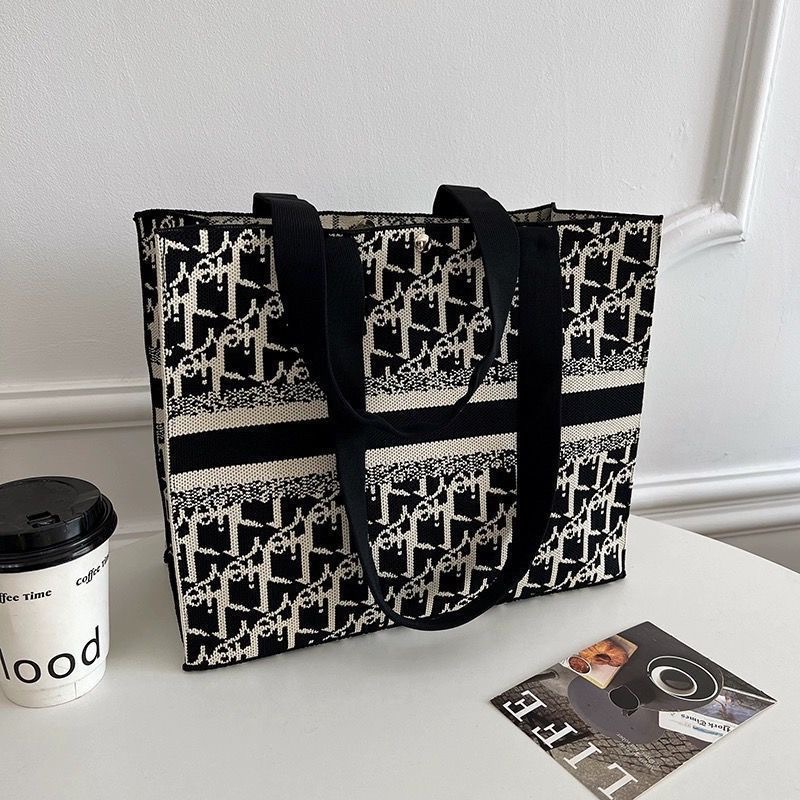 New style old flower knitted cross body bag for women large capacity commuter women's bag tote bag handbag commuter niche