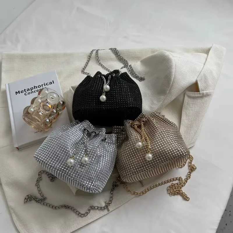 Womens Fi Diamds Rhine bucket bag pearl chain womens shoulder bag shiny small cross body bag womens handbagXJ250412